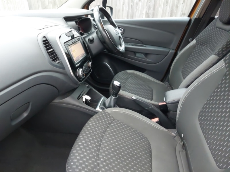 Used Renault Captur 2018 for sale - 77424141: Photo 5