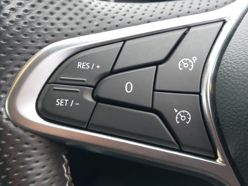 Used Renault Clio 2023 for sale - 77999815: Photo 15