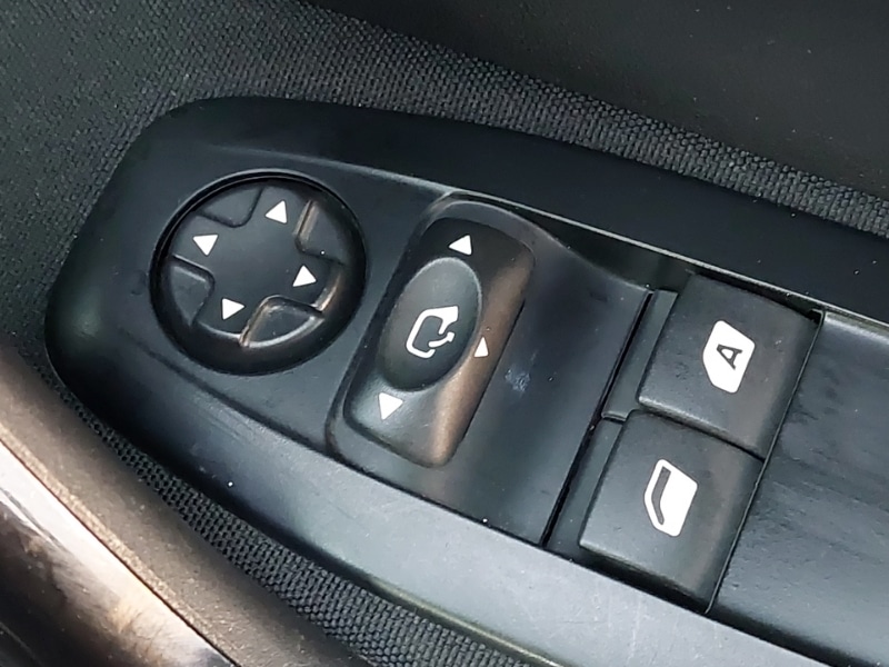 Used Peugeot 208 2019 for sale - 77126666: Photo 14