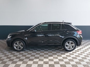 Used Volkswagen T-Roc 2023 for sale - 78808329: Photo