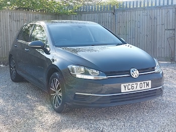 Used Volkswagen Golf 2017 for sale - 78342877: Photo