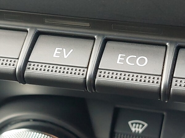 Used Renault Captur 2023 for sale - 76160308: Photo 17