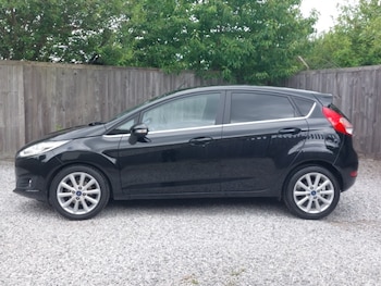 Used Ford Fiesta 2016 for sale - 79420198: Photo