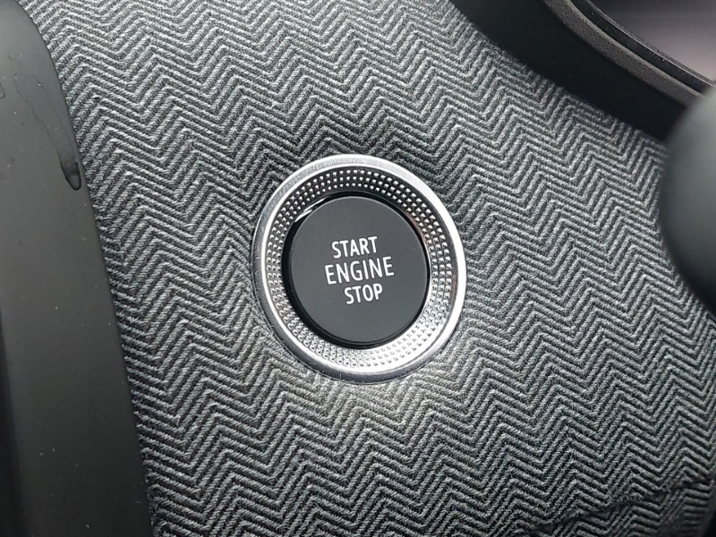 Used Renault Clio 2024 for sale - 76920271: Photo 16