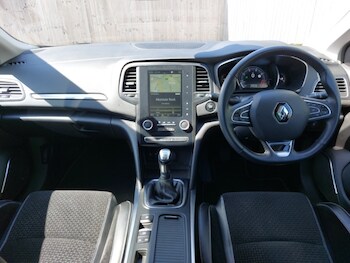 Used Renault Megane 2017 for sale - 78489928: Photo