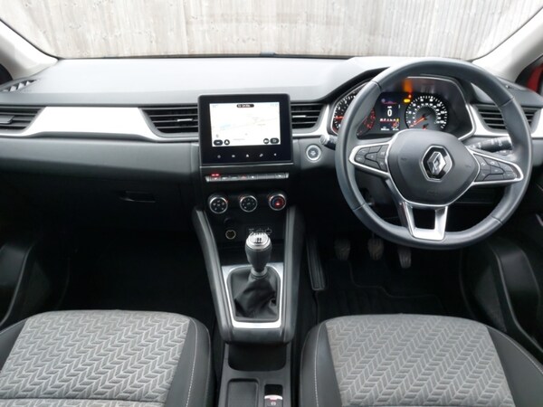 Used Renault Captur 2021 for sale - 76309205: Photo 2