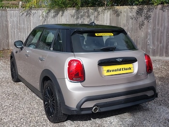 Used MINI Cooper 2022 for sale - 76052667: Photo