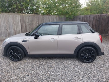 Used MINI Cooper 2022 for sale - 76052667: Photo