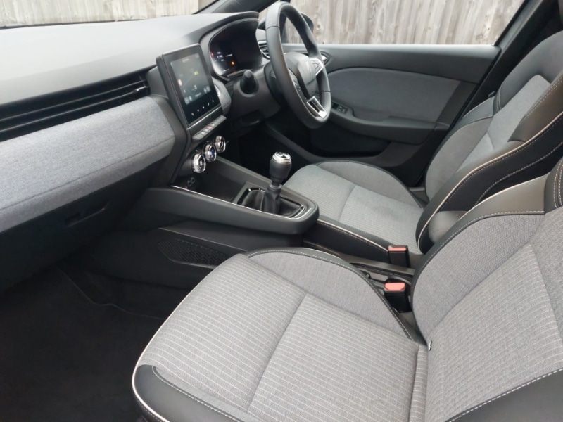 Used Renault Clio 2024 for sale - 77160371: Photo 5