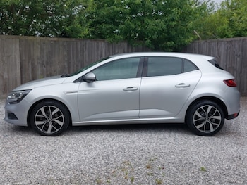 Used Renault Megane 2019 for sale - 79121398: Photo