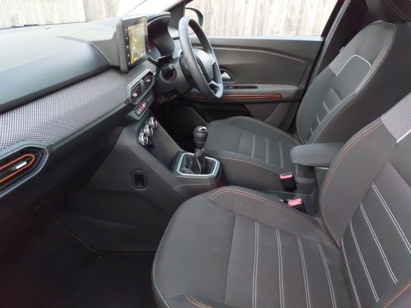 Used Dacia Sandero Stepway 2023 for sale - 76880296: Photo 5