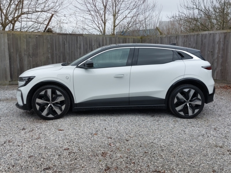 Used Renault Megane E Tech 2023 for sale - 77644794: Photo 4