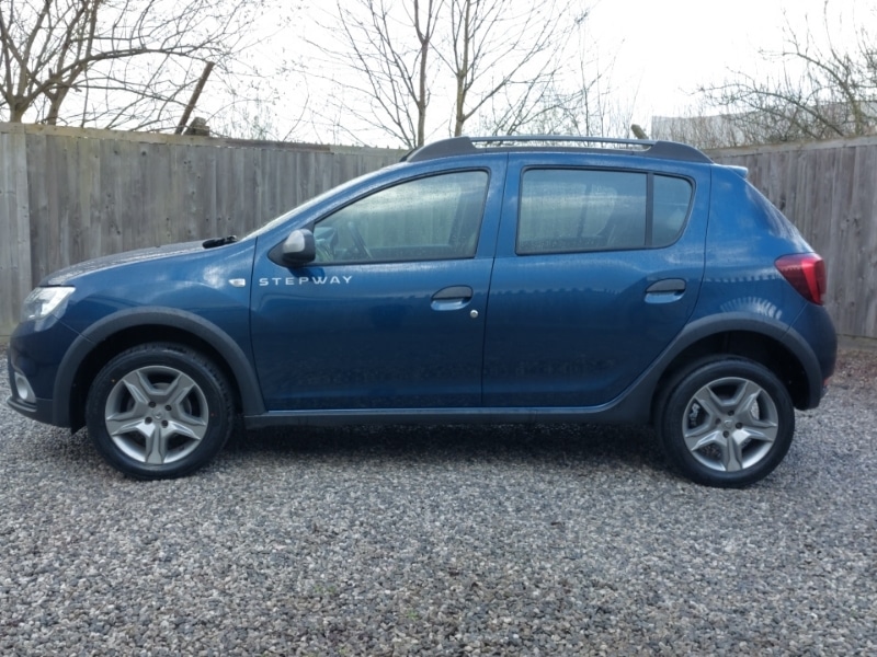 Used Dacia Sandero Stepway 2018 for sale - 78178534: Photo 4