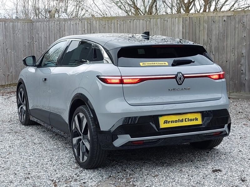 Used Renault Megane E Tech 2022 for sale - 77273153: Photo 3