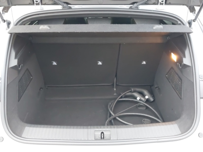 Used Renault Megane E Tech 2022 for sale - 77273153: Photo 8