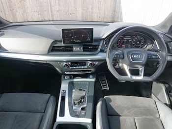 Used Audi Q5 2019 for sale - 77987597: Photo
