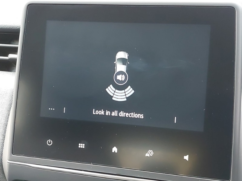 Used Renault Clio 2025 for sale - 76906928: Photo 19