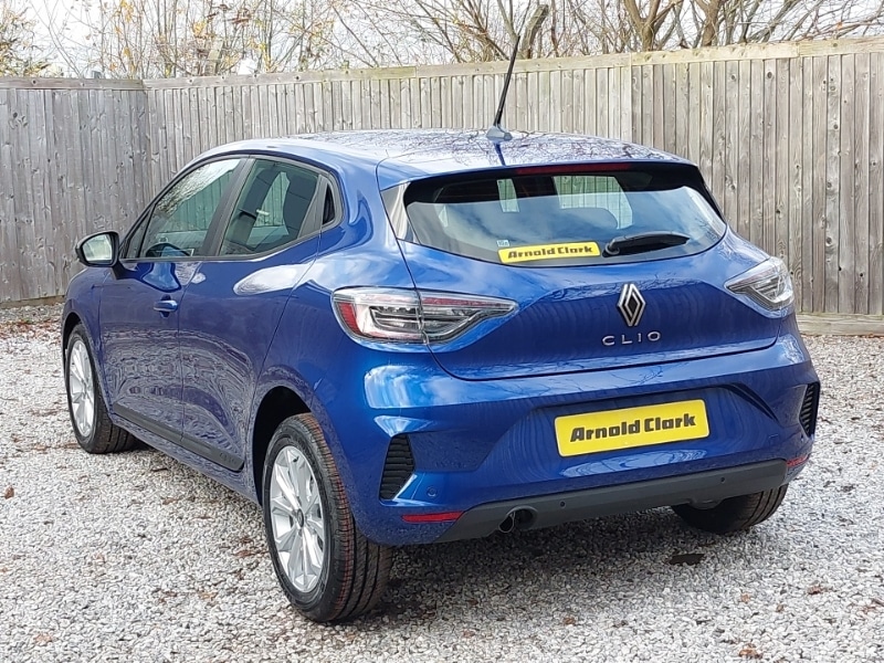 Used Renault Clio 2025 for sale - 76906928: Photo 3