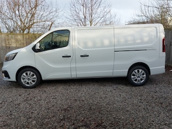 Used Renault Trafic 2025 for sale - 77299538: Photo