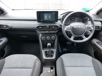 Used Dacia Sandero Stepway 2024 for sale - 78572290: Photo