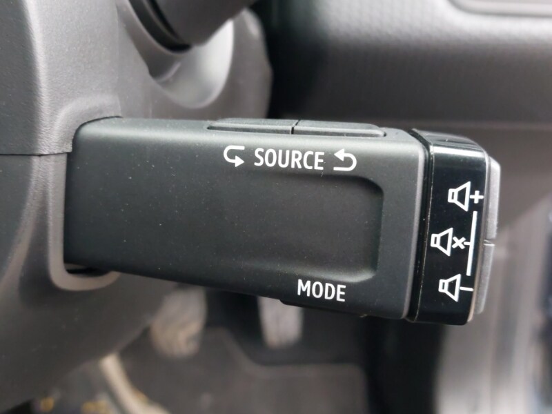 Used Renault Clio 2022 for sale - 77663910: Photo 17