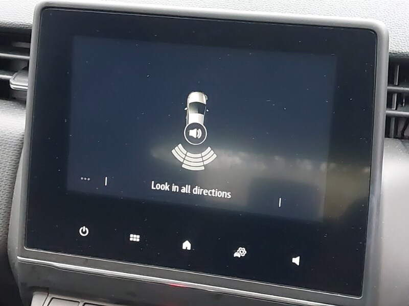 Used Renault Clio 2022 for sale - 77663910: Photo 19