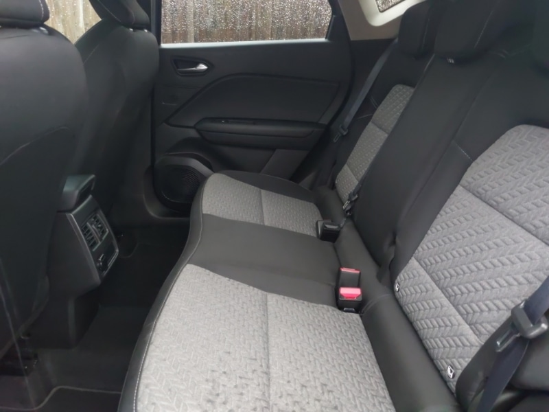 Used Renault Captur 2022 for sale - 76963804: Photo 6