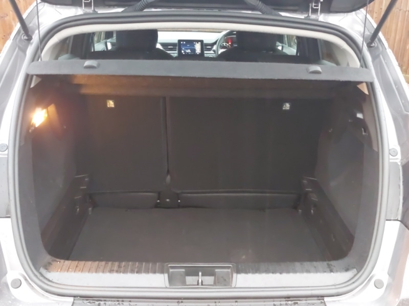 Used Renault Captur 2022 for sale - 76963804: Photo 8