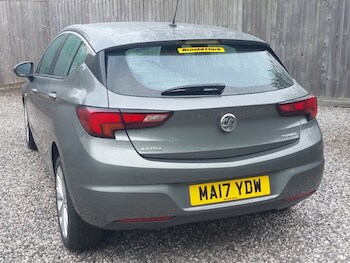 Used Vauxhall Astra 2017 for sale - 78327097: Photo