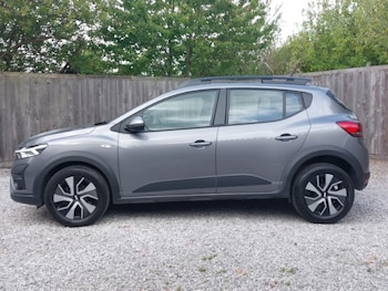 Used Dacia Sandero Stepway 2025 for sale - 79534609: Photo