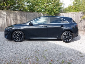 Used Kia Ceed 2024 for sale - 75917378: Photo