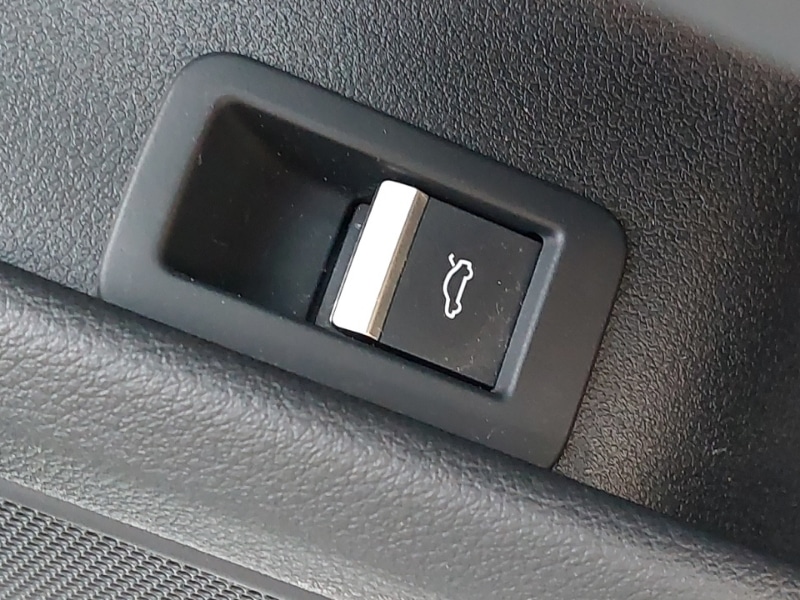 Used Audi A4 2018 for sale - 77736297: Photo 15