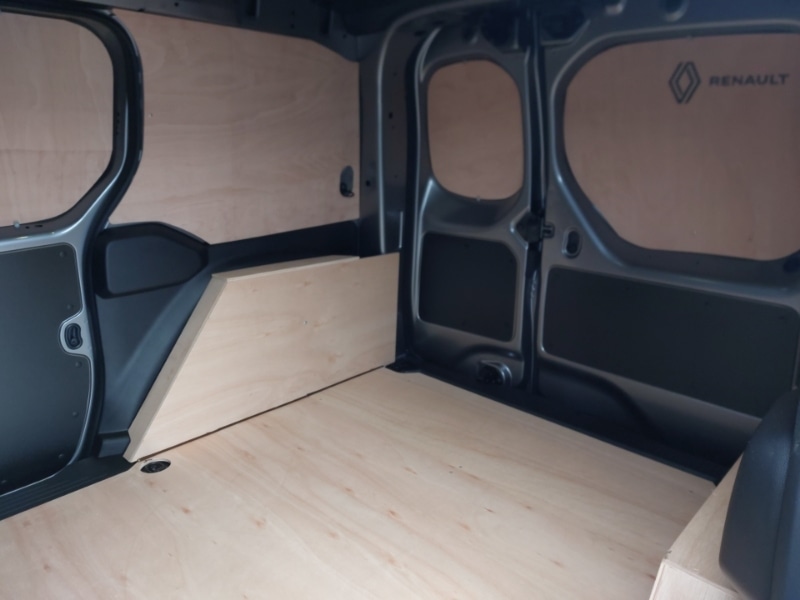 Used Renault Kangoo 2025 for sale - 77213900: Photo 6