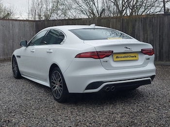 Used Jaguar XE 2019 for sale - 77975113: Photo
