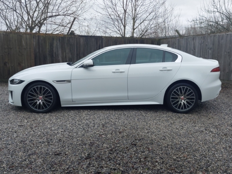 Used Jaguar XE 2019 for sale - 77975113: Photo 4