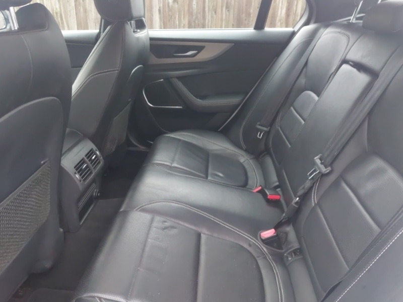 Used Jaguar XE 2019 for sale - 77975113: Photo 6