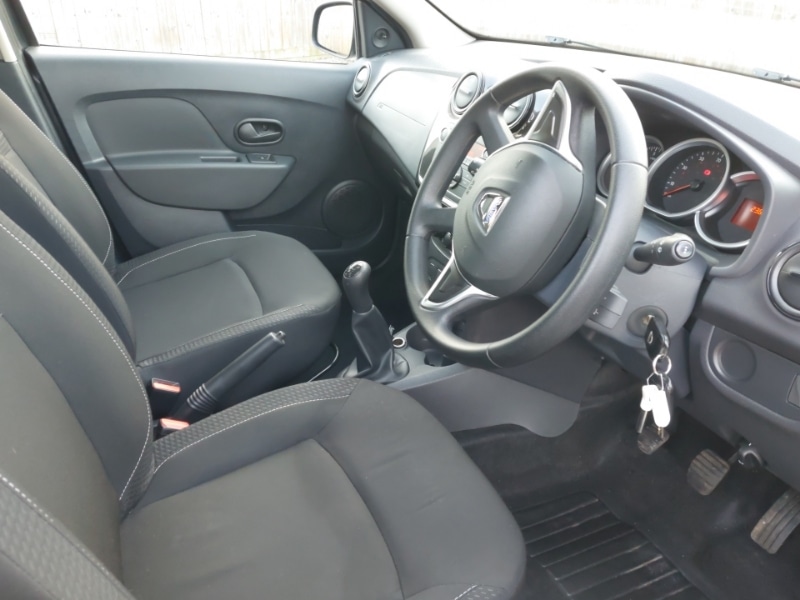 Used Dacia Sandero 2018 for sale - 77798747: Photo 16