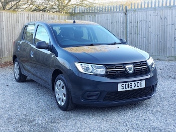 Used Dacia Sandero 2018 for sale - 77798747: Photo