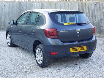 Used Dacia Sandero 2018 for sale - 77798747: Photo