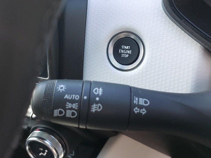 Used Renault Clio 2021 for sale - 76414381: Photo 18