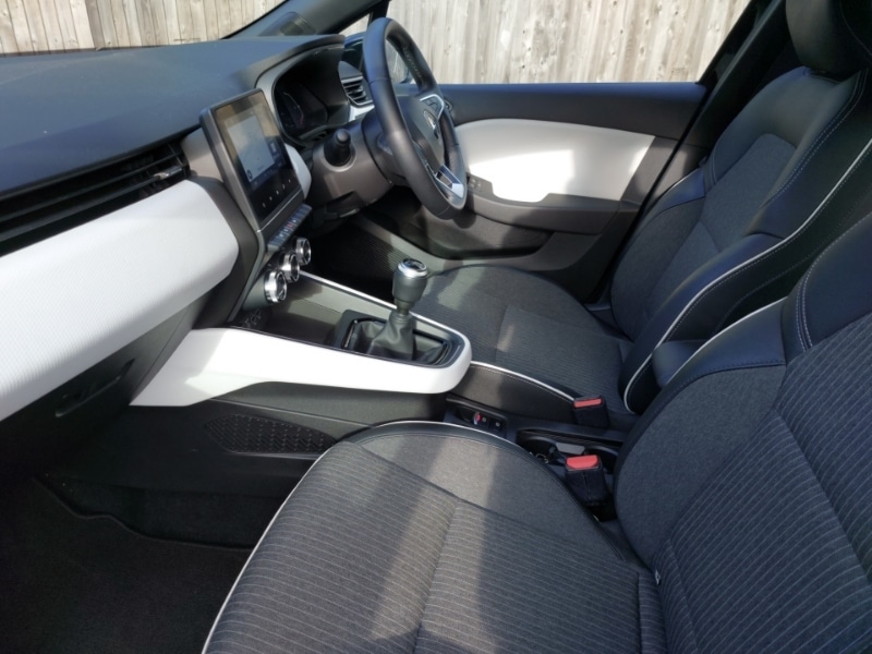 Used Renault Clio 2021 for sale - 76414381: Photo 5