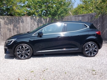 Used Renault Clio 2023 for sale - 75599790: Photo