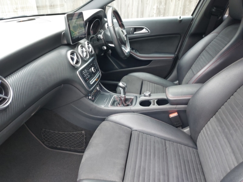 Used Mercedes-Benz A-Class 2016 for sale - 76414385: Photo 5