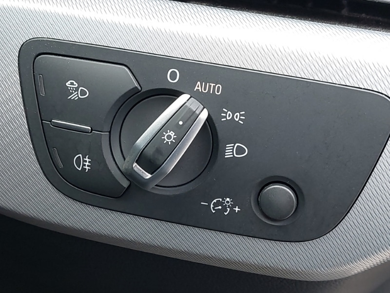 Used Audi A4 2019 for sale - 77782629: Photo 14