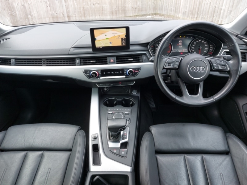 Used Audi A4 2019 for sale - 77782629: Photo 2