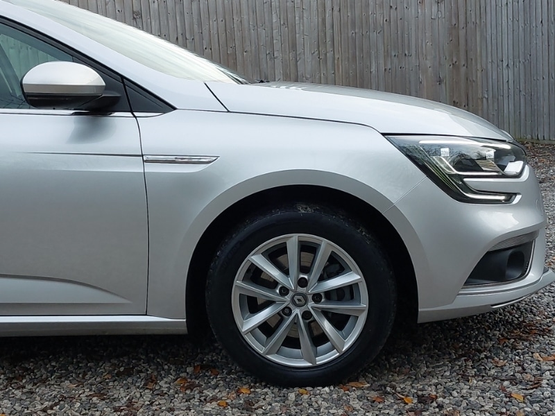 Used Renault Megane 2017 for sale - 77012606: Photo 12