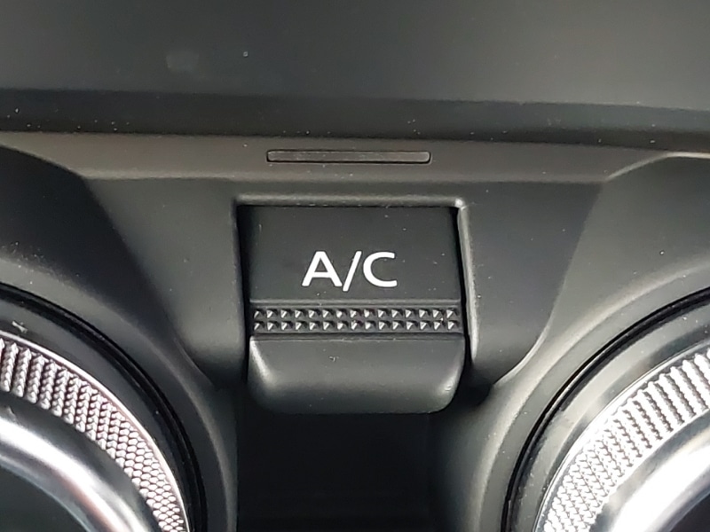 Used Renault Clio 2025 for sale - 76906945: Photo 15