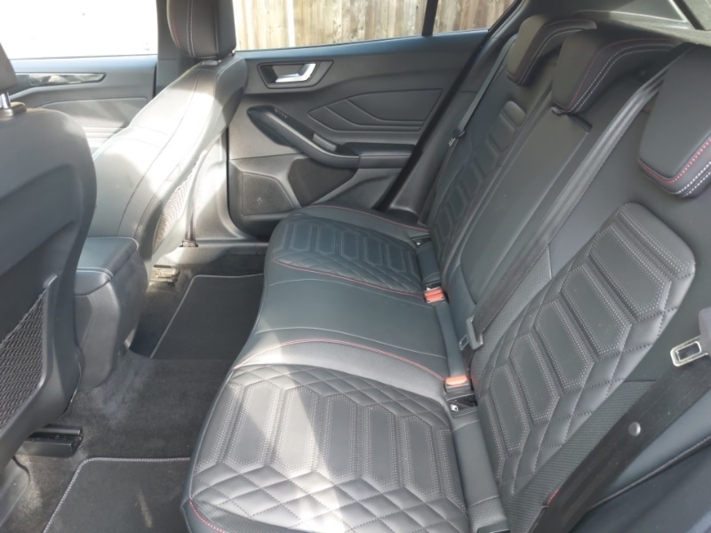 Used Ford Focus 2023 for sale - 76478493: Photo 6