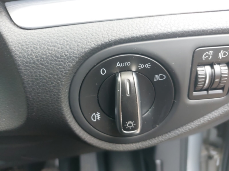 Used Volkswagen Sharan 2018 for sale - 76834101: Photo 12