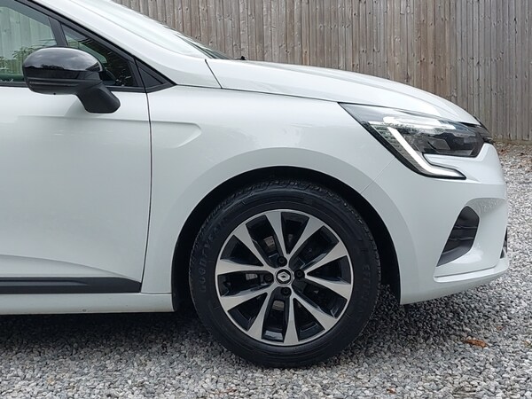 Used Renault Clio 2022 for sale - 76254652: Photo 12